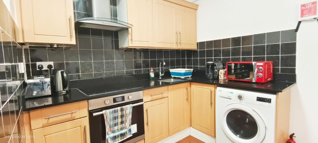 Jupiter 218 Flat 2 At Marble Arch Appartement Londen Buitenkant foto